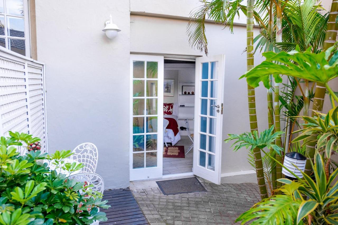 Conifer Beach House Port Elizabeth Exterior photo