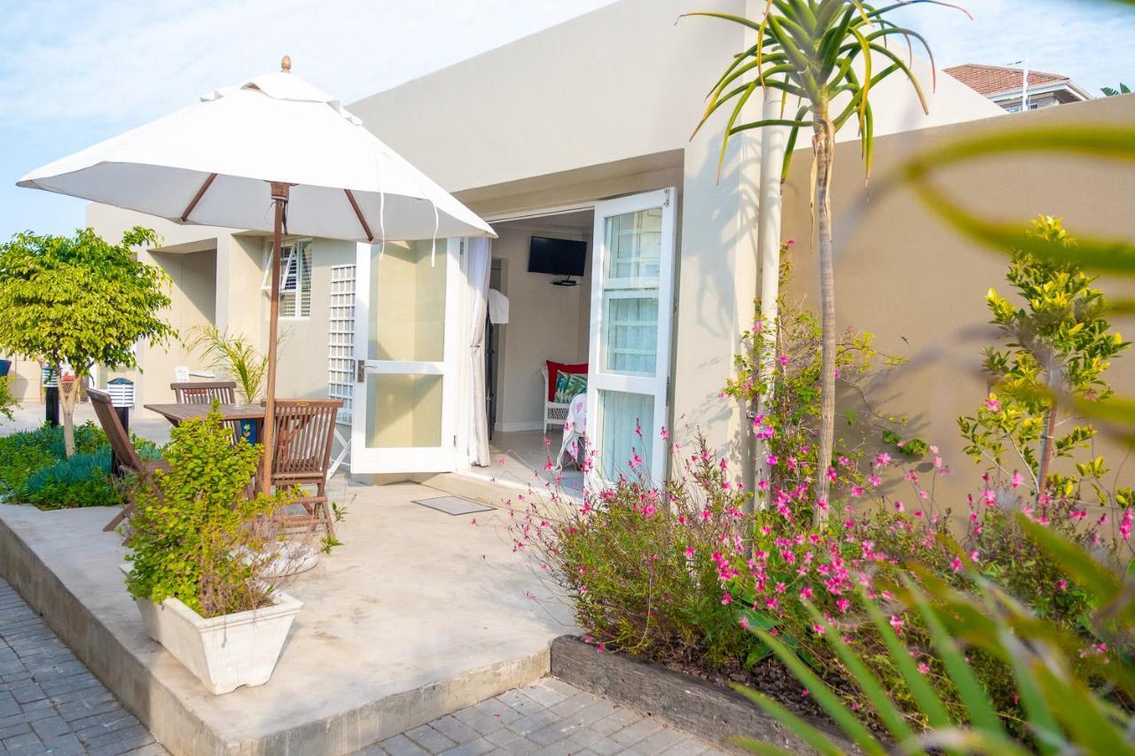 Conifer Beach House Port Elizabeth Exterior photo