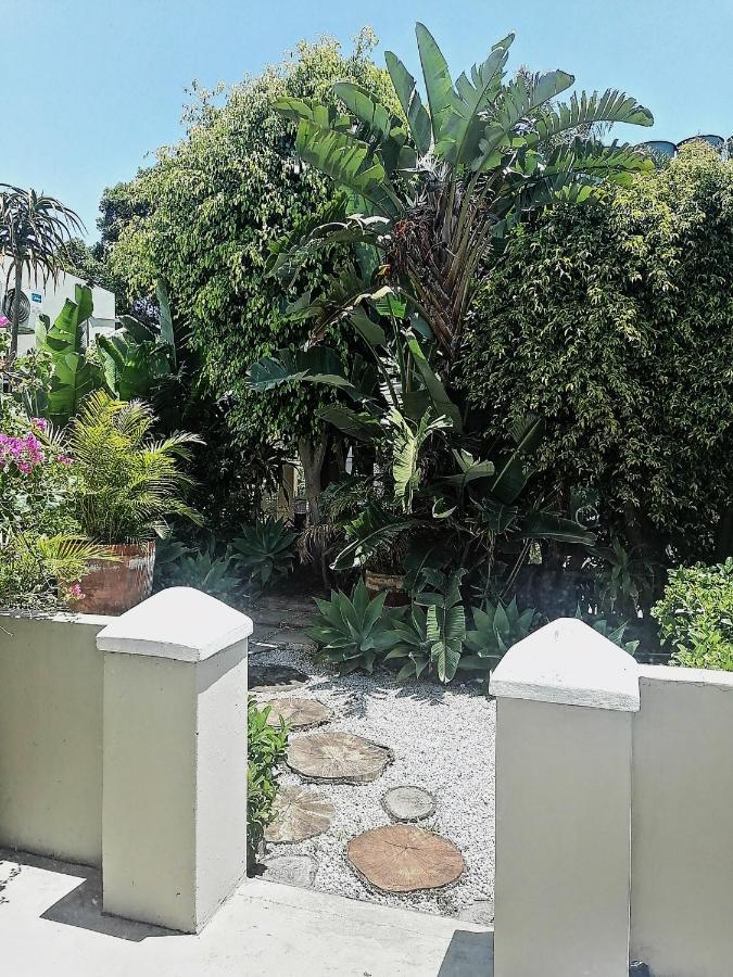 Conifer Beach House Port Elizabeth Exterior photo